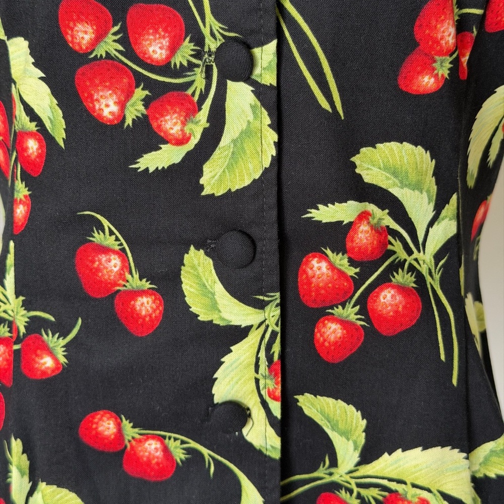 Juicy Dollz & Dames Strawberry Print Fitted Blouse - Cotton Pin - Up Style 🍓 - Picture 4 of 15